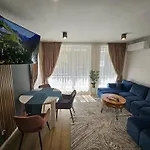 Апартамент Sea Garden Luxury Варна