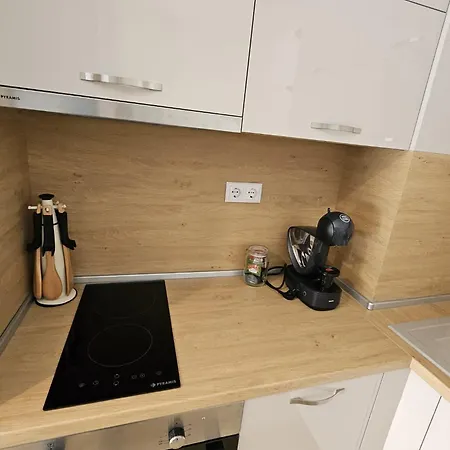 Sea Garden Luxury Warna