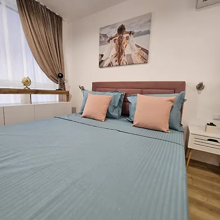 Sea Garden Luxury Apartament *