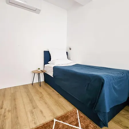 Sea Garden Luxury Apartament Warna